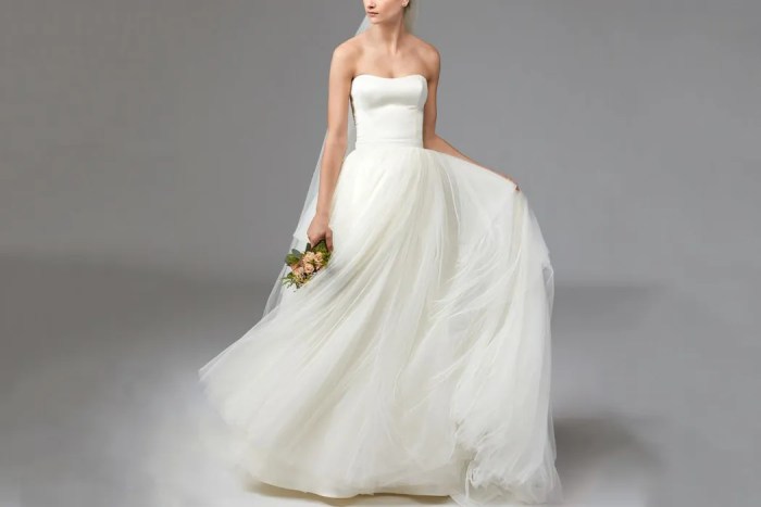 Wedding dresses under 3000