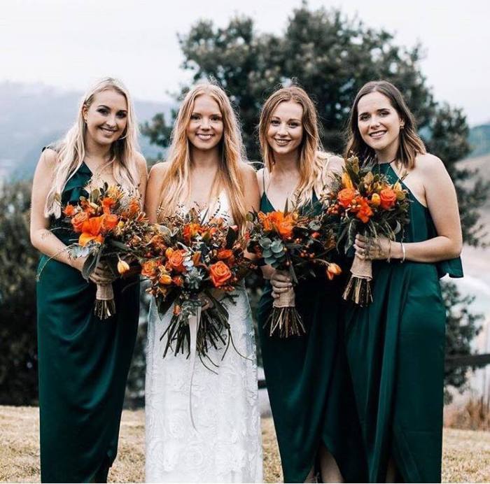 Wedding dresses long tail