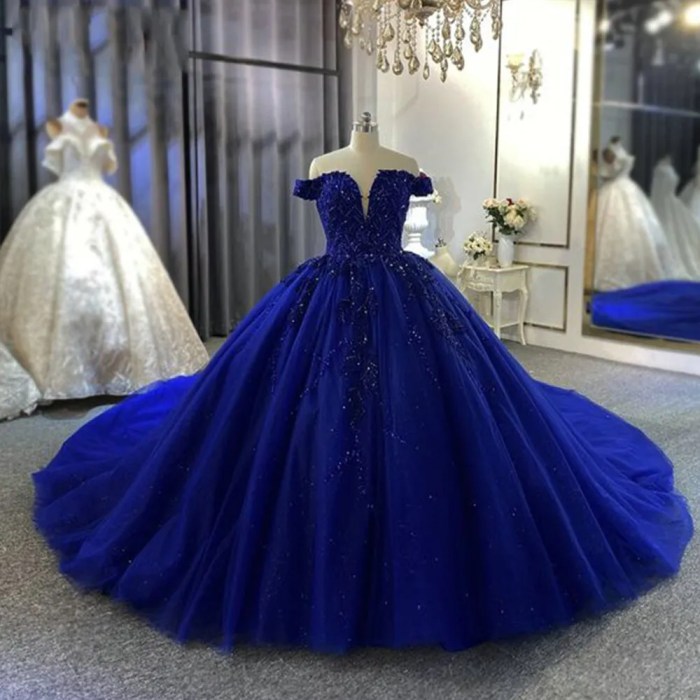 Women's blue wedding dress