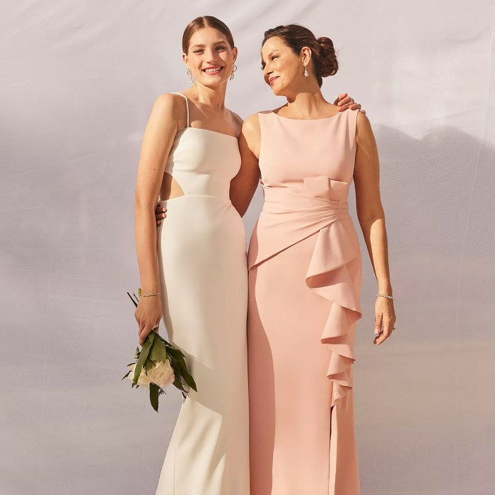 Mother and Daughter Wedding Dresses A Style Guide