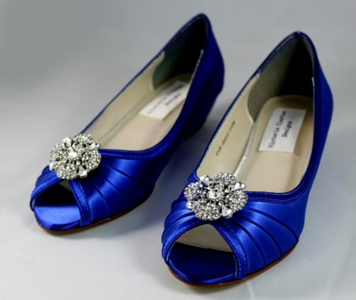 Navy low heel dress shoes for wedding