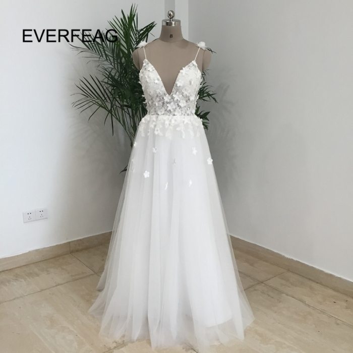 Wedding dresses with shoulder straps